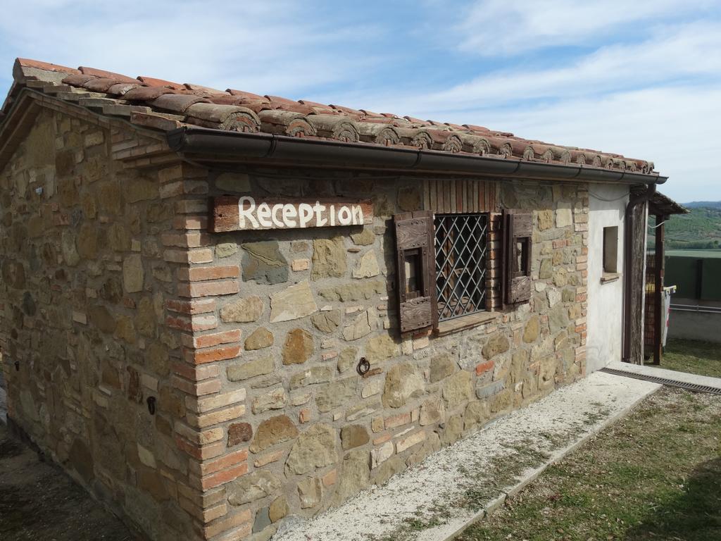 Appartamento Casale Poggio Colpiccione Passignano sul Trasimeno Esterno foto