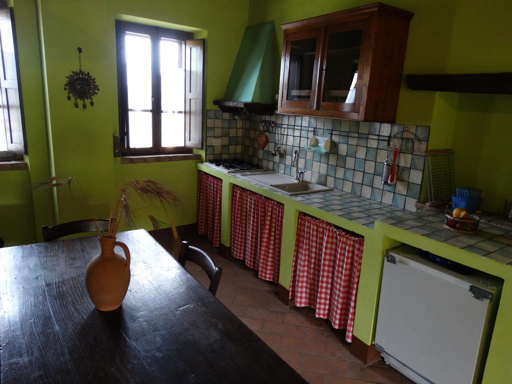Appartamento Casale Poggio Colpiccione Passignano sul Trasimeno Esterno foto