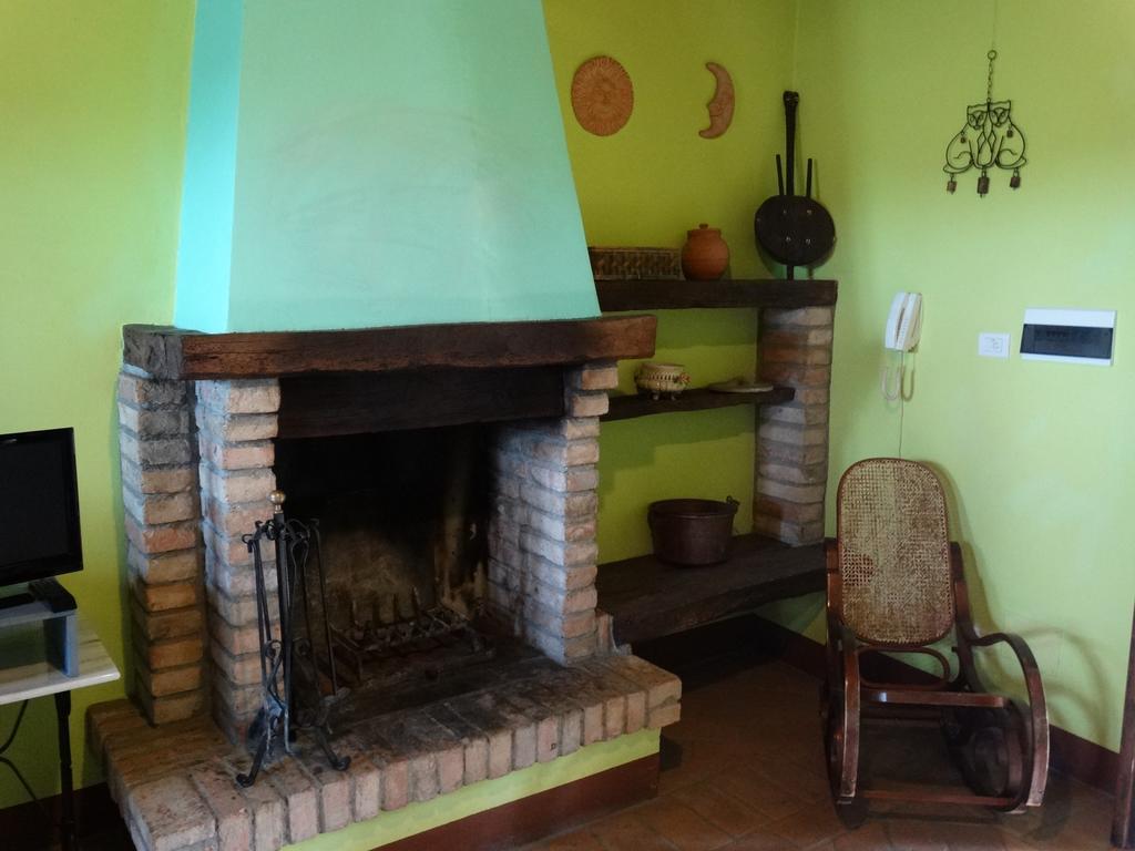 Appartamento Casale Poggio Colpiccione Passignano sul Trasimeno Esterno foto