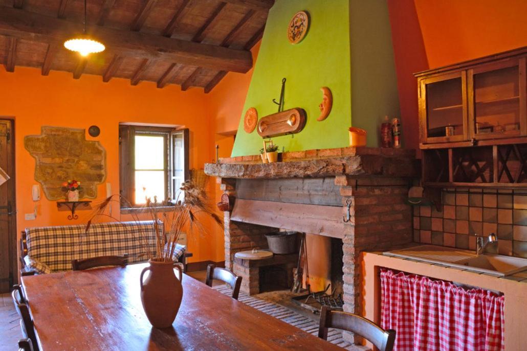 Appartamento Casale Poggio Colpiccione Passignano sul Trasimeno Esterno foto